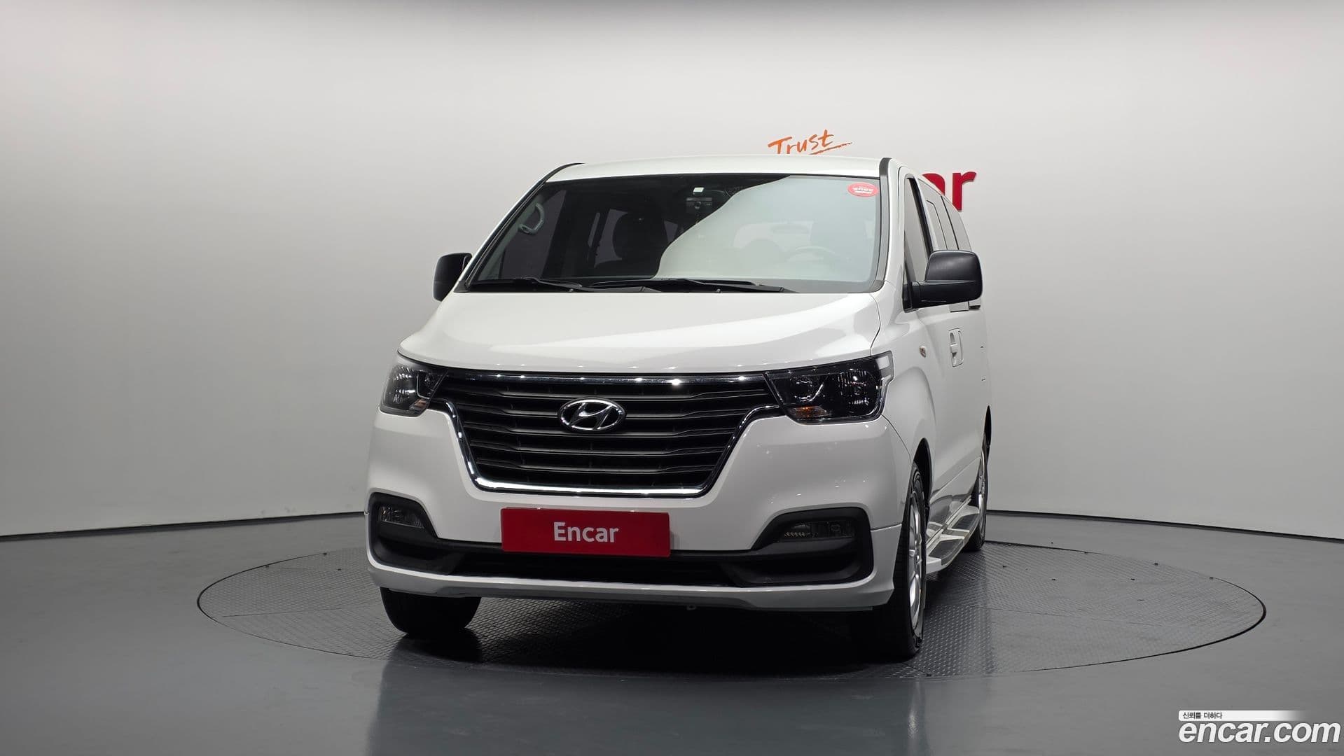 Main__Slider__Photo:Starex Hyundai 2018.2-2