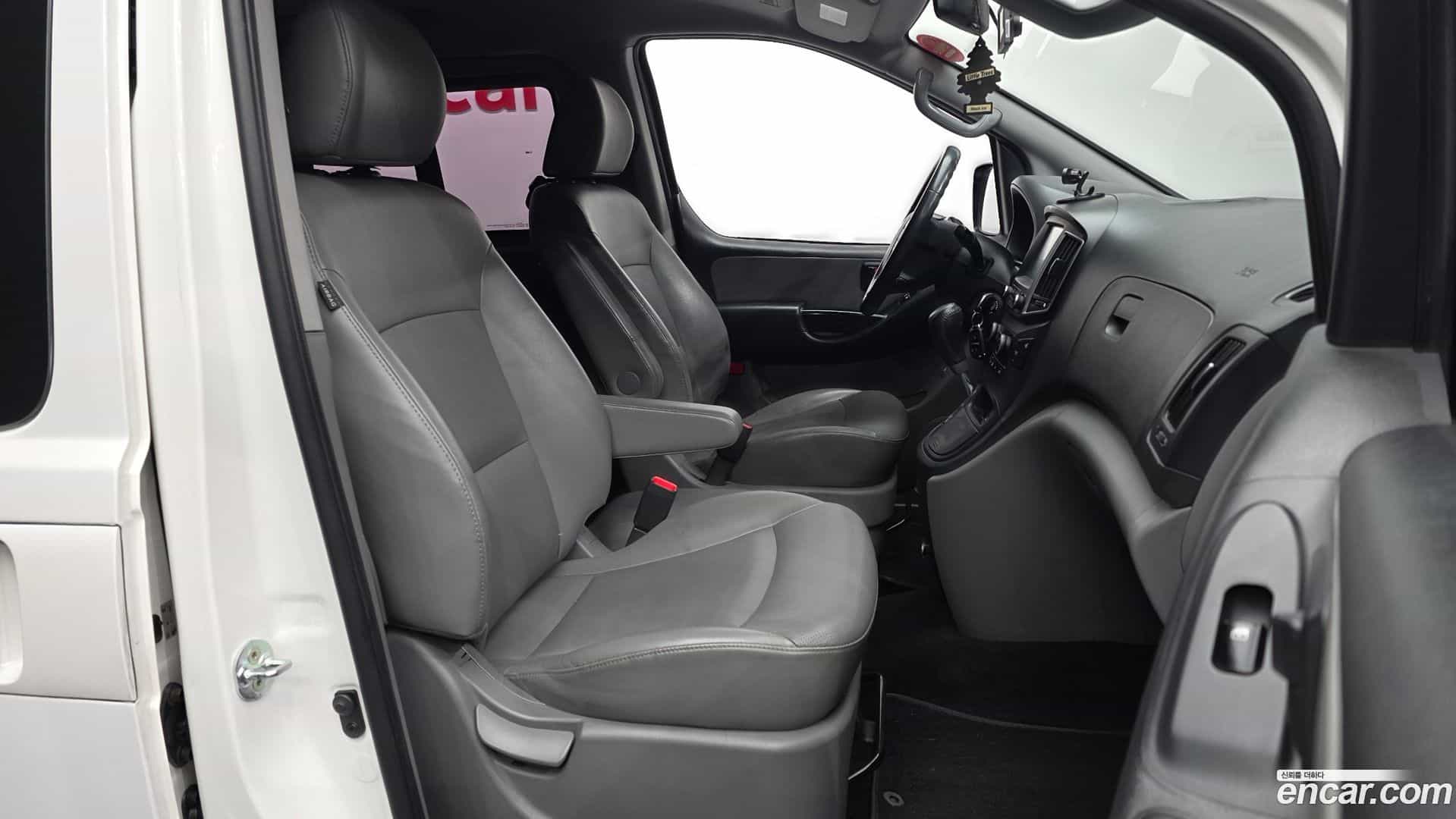 Starex Hyundai 2018.2-OPTION-015