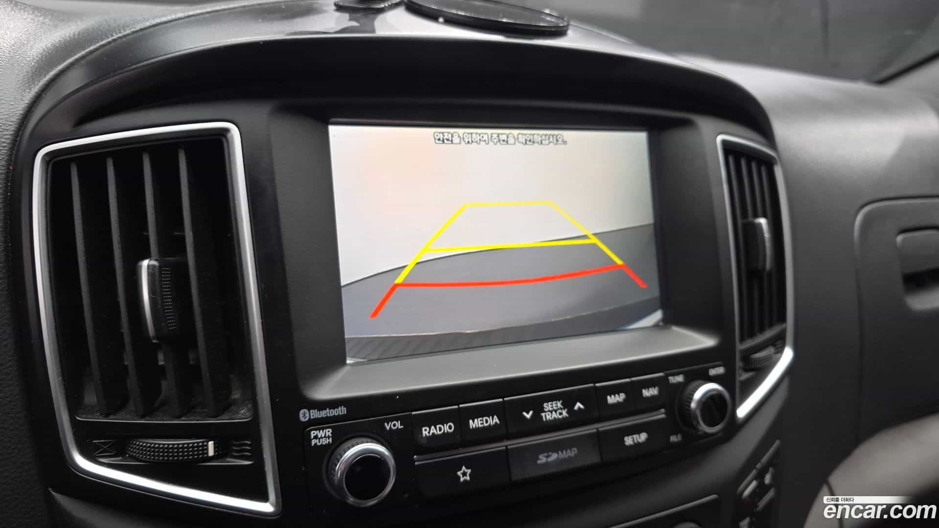 Starex Hyundai 2018.2-OPTION-019