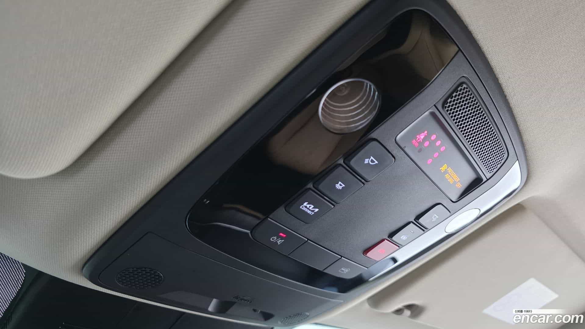 Canival Kia 2023.6-OPTION-019