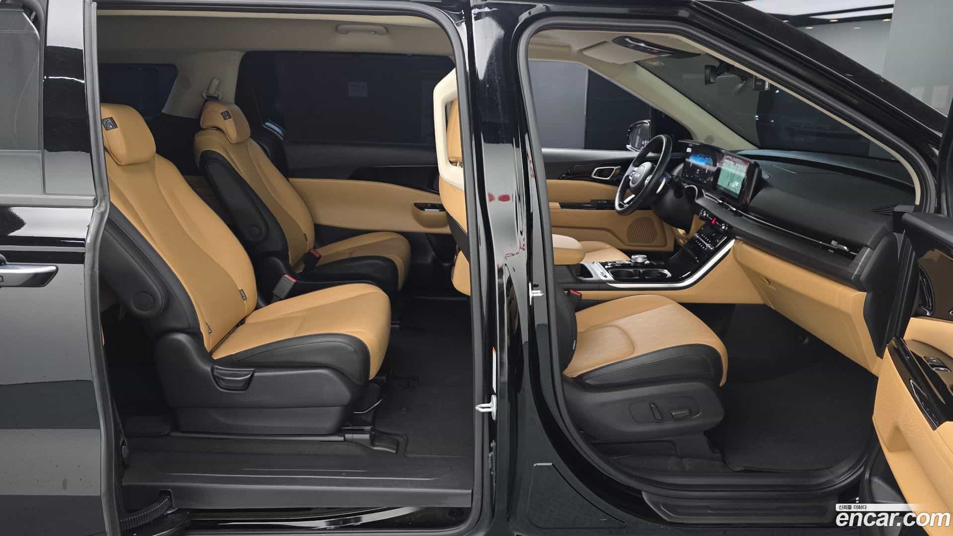 Canival Kia 2023.6-OPTION-024