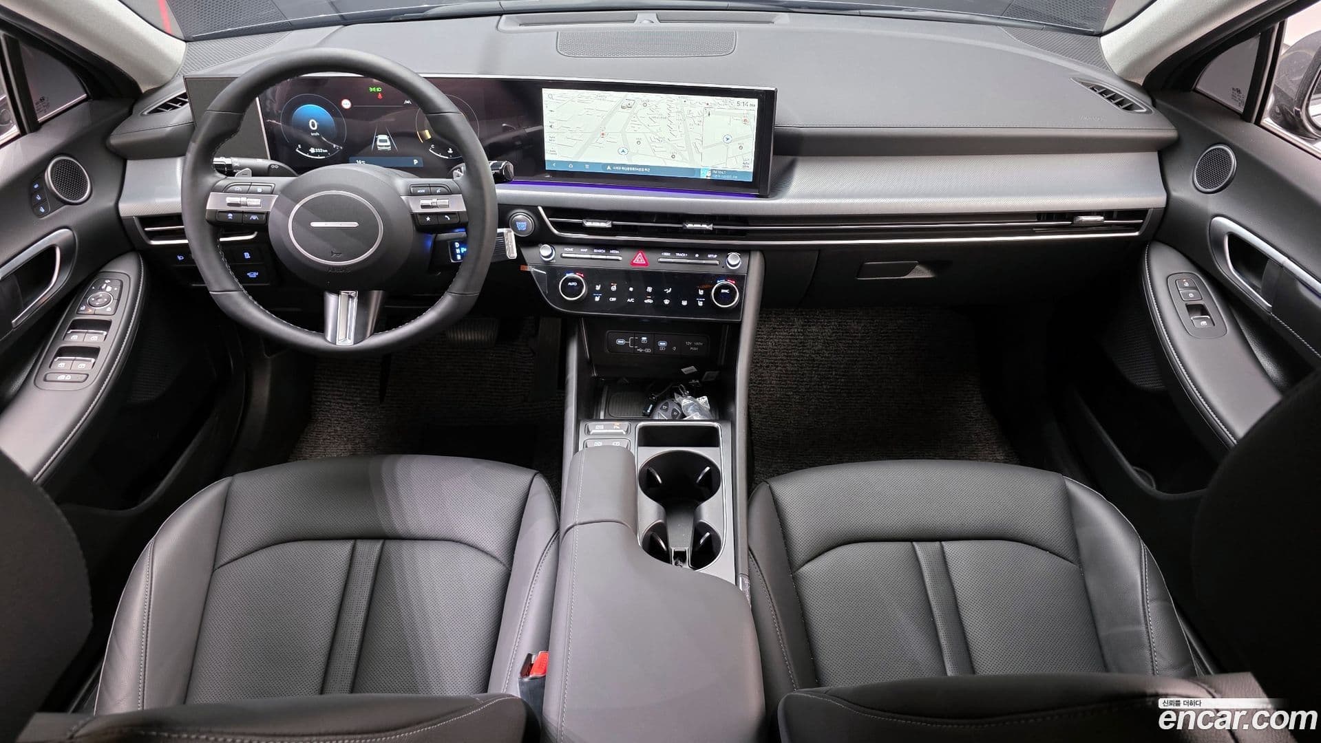 Main__Slider__Photo:Sonata Hyundai 2025.0-6